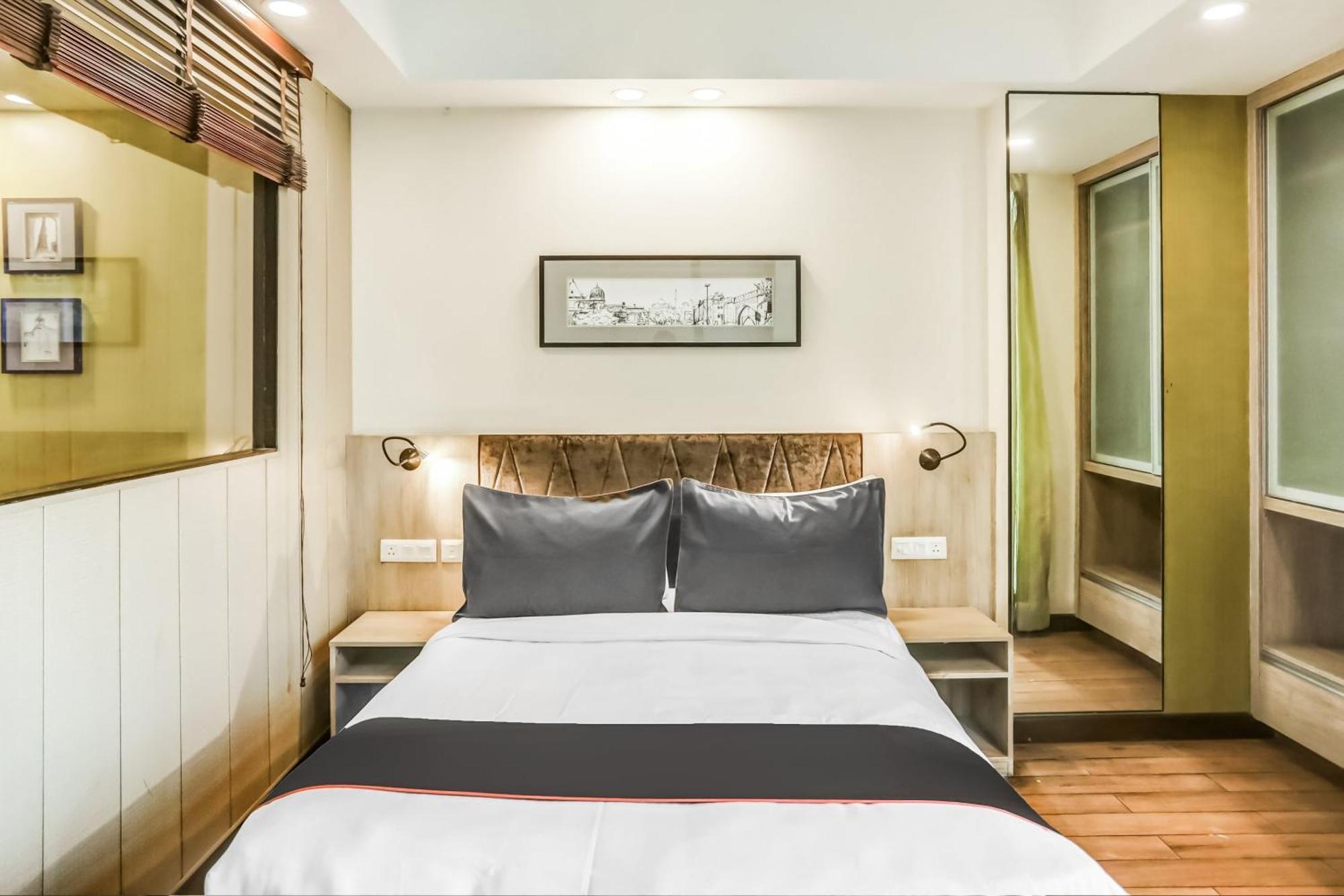 Collection O Limewood Stay Γκουργκάον Εξωτερικό φωτογραφία